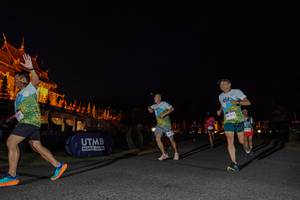 BIB: 214
                            <button type="button" onclick="openModal(22293106)" class="btn btn-primary btn-sm float-right btn-popup" data-toggle="modal" data-target=".modal-high-quality">
                        <i class="fas fa-shopping-cart"></i> Add to Cart
                    </button>
                                            <button type="button" onclick="isThisMe(22293106, true)" class="btn btn-success btn-sm float-right btn-popup btn-isme hidden" data-toggle="tooltip" data-placement="bottom" title="นี่คือรูปของคุณใช่ไหม คลิกที่นี่เพื่อเอาเข้าอัลบั้ม">
                        <i class="fas fa-plus"></i> Add to album
                    </button>
                    <button type="button" onclick="isThisMe(22293106, false)" class="btn btn-warning btn-sm float-right btn-popup btn-isnotme hidden">
                        <i class="fas fa-ban"></i> Remove from album
                    </button>